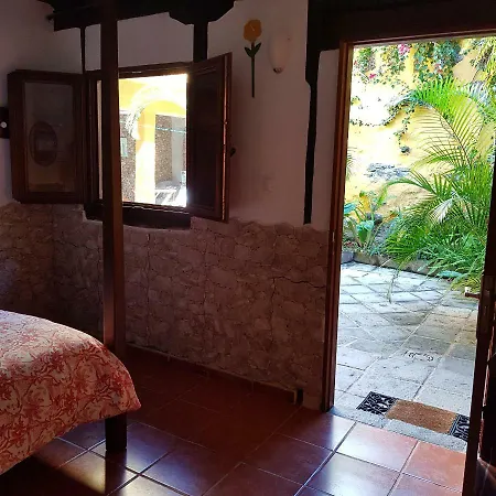 Casa La Moringa Alojamento de Acomodação e Pequeno-almoço Los Silos